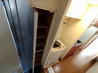 レオパレスきらり 玄関