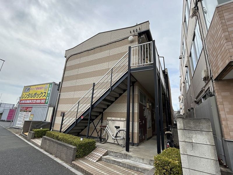 レオパレスグリーンステージ大宮 外観