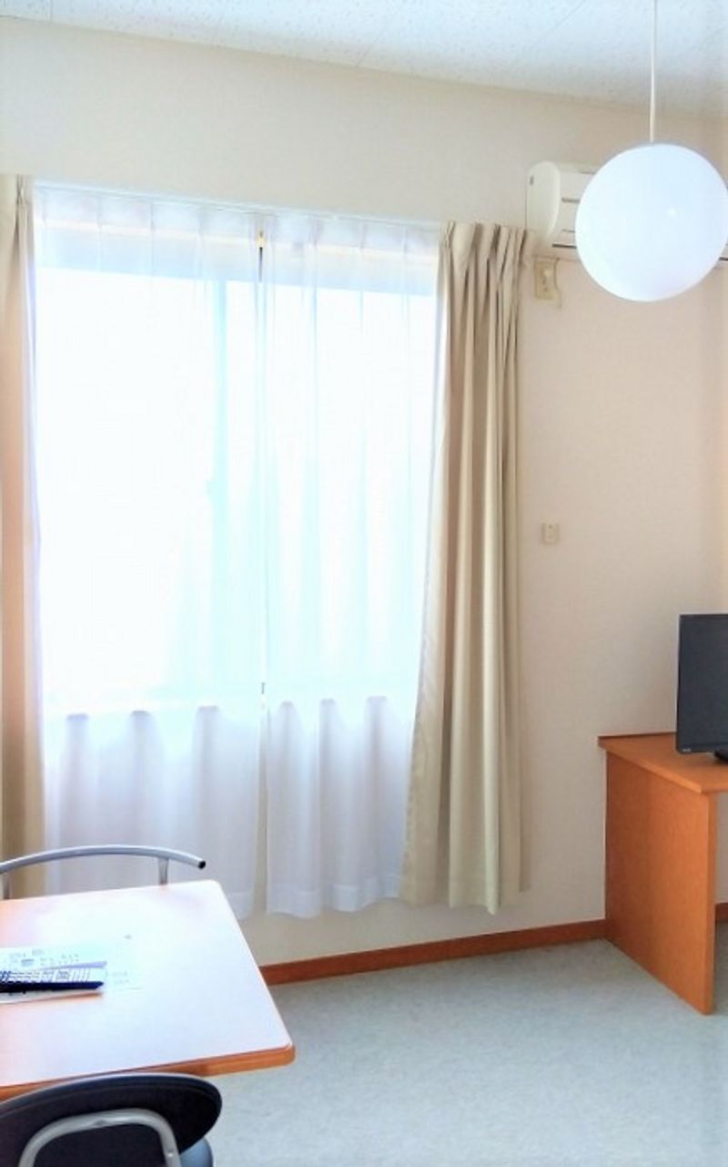 レオパレスオアゾ　Ａ 居間