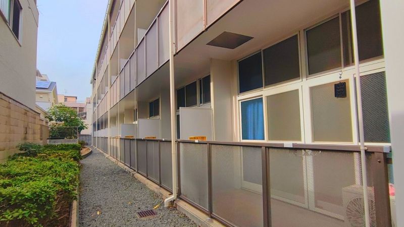レオパレス住吉壱番館　 バルコニー