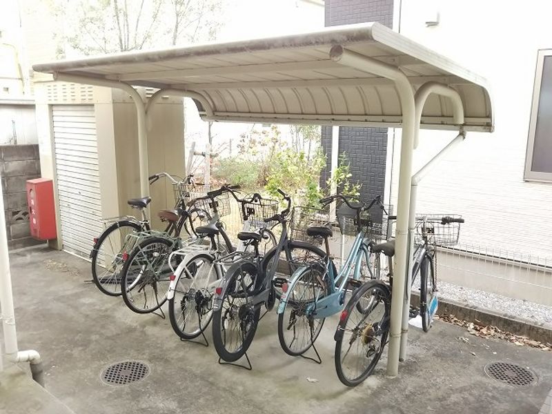 レオパレスＨｏｒｉｋａｗａ 共用部分