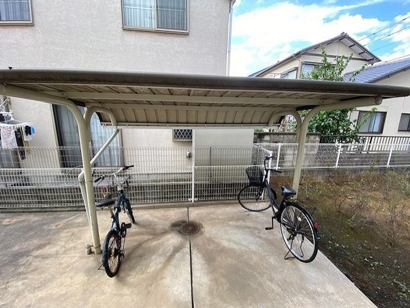 レオパレスリラ 共用部分