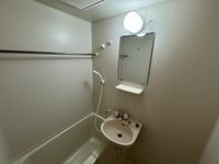 レオパレスとよおか 洗面台