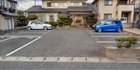レオパレスナチュラル 駐車場