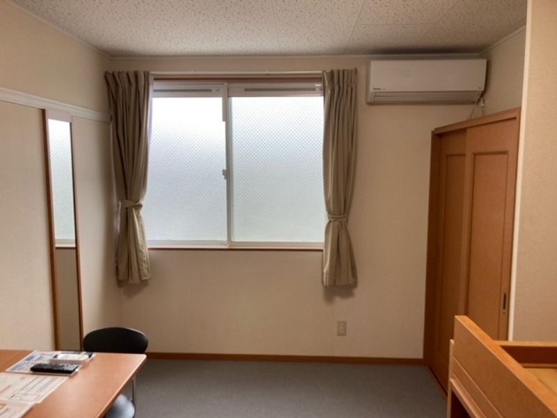 レオパレスパストラル　Ｅ 居間