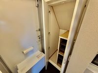 レオパレスユートピア 玄関