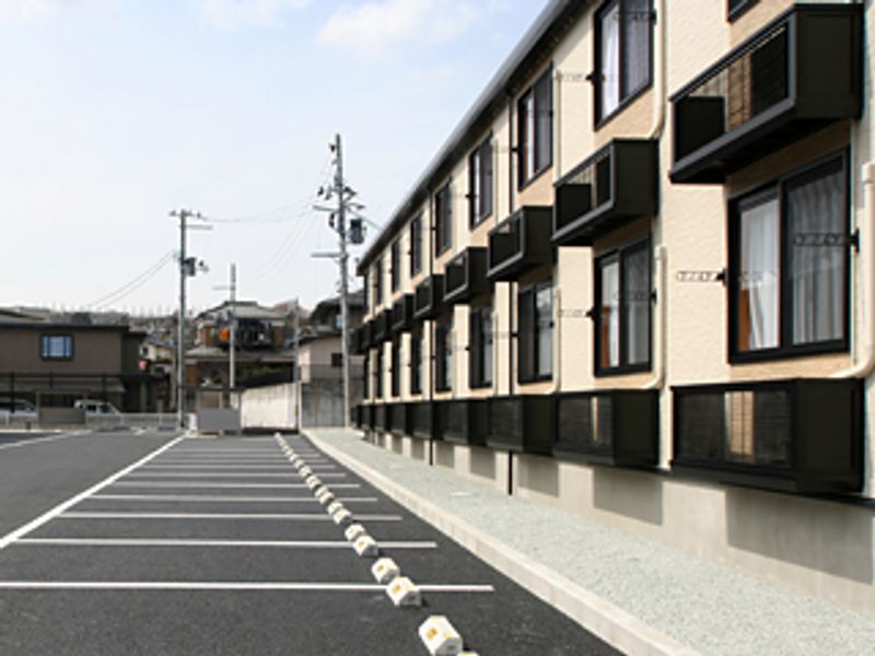 レオパレス仙台青葉Ⅱ 駐車場