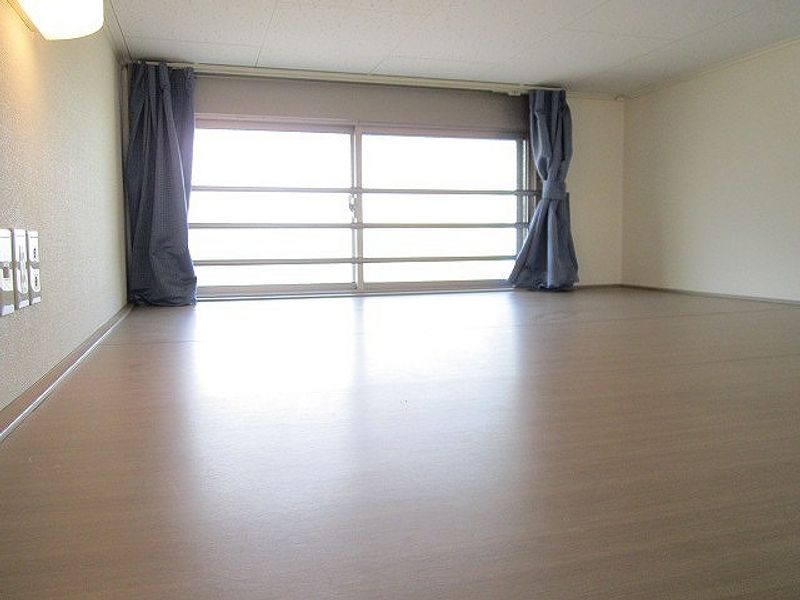 レオパレスエスポワール 収納