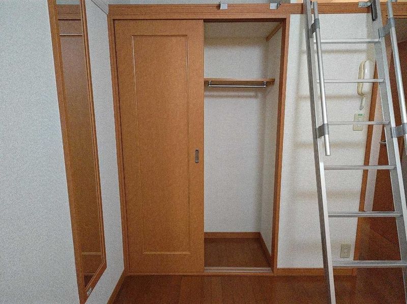 レオパレスＮ 収納