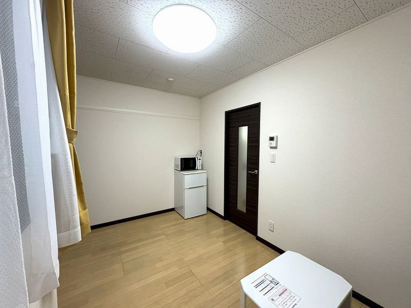 LEONEXT Conscious Rock Phòng khách