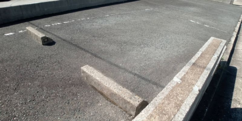 レオパレスみづき 駐車場