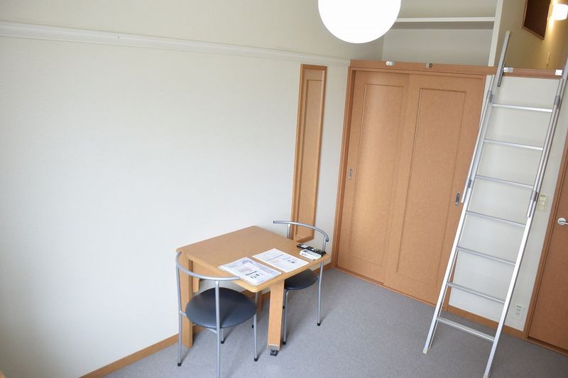 レオパレス豊中南Ⅴ 居間