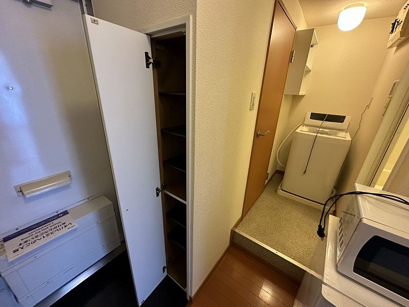レオパレスグリーンリーフ 玄関