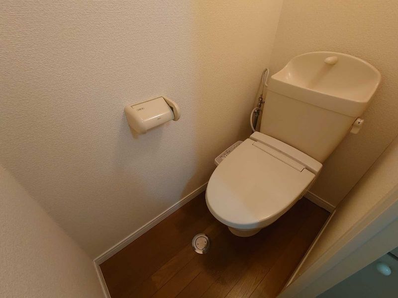 レオパレス山ノ根 トイレ