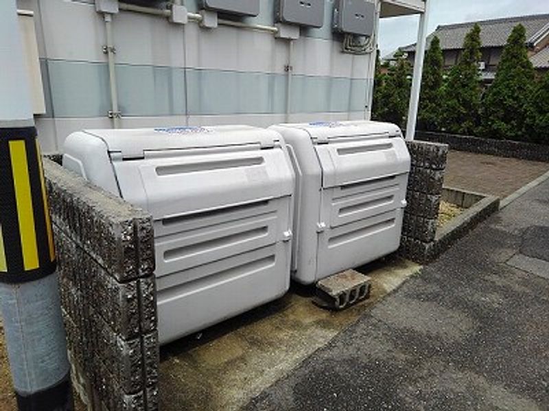 レオパレスレインボーカサギ 共用部分