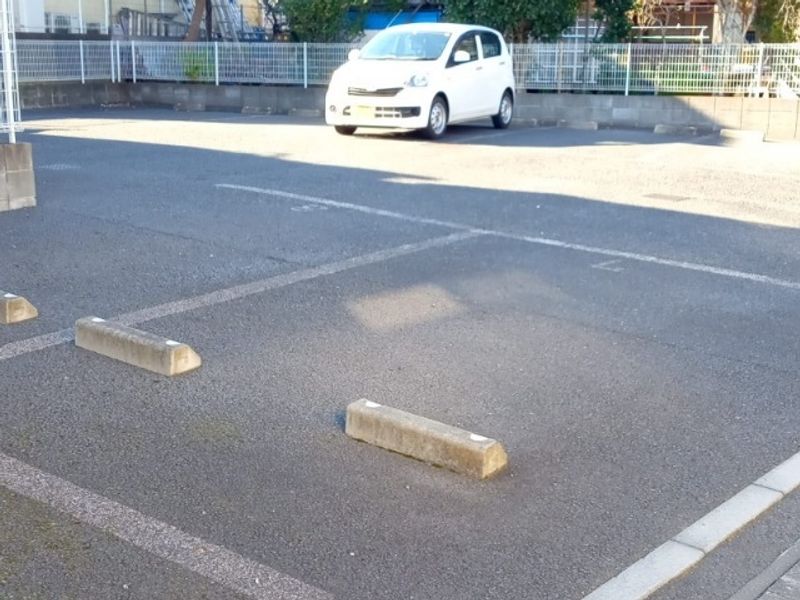 レオパレスメゾン　ローリエ２ 駐車場