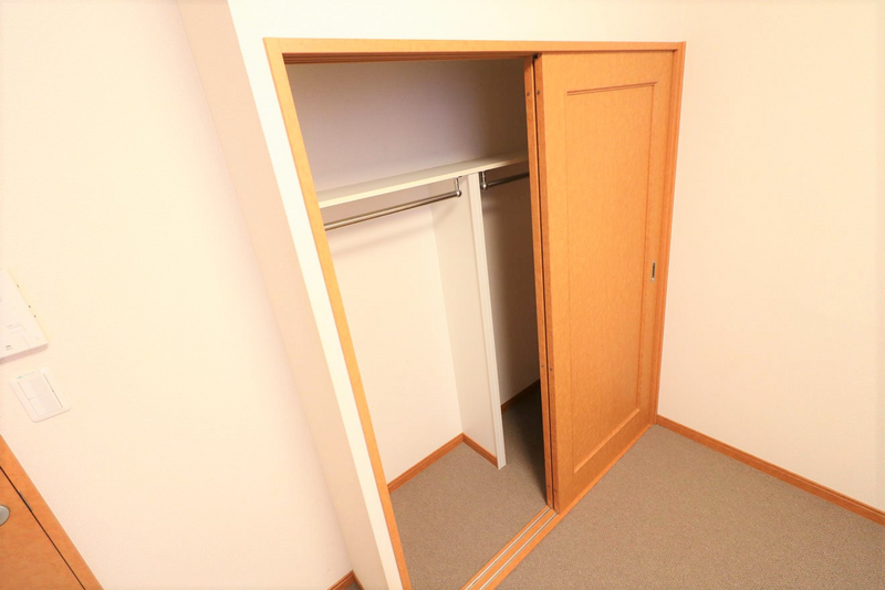 leopalace Shichihonmatsu Storage