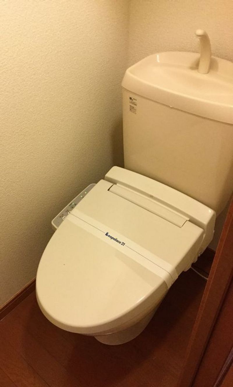 レオパレスミリオン トイレ