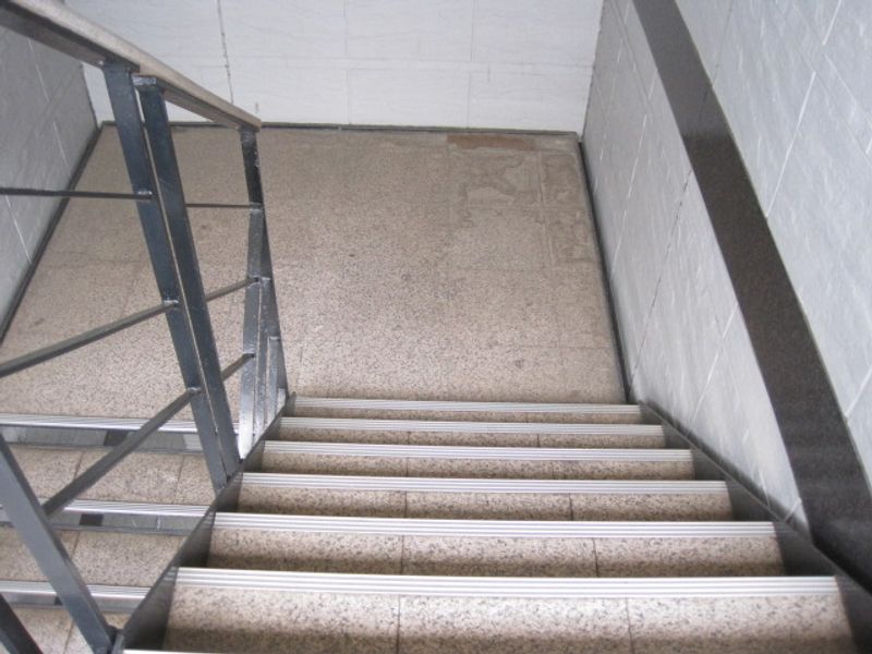 レオパレスタカダ 共用部分