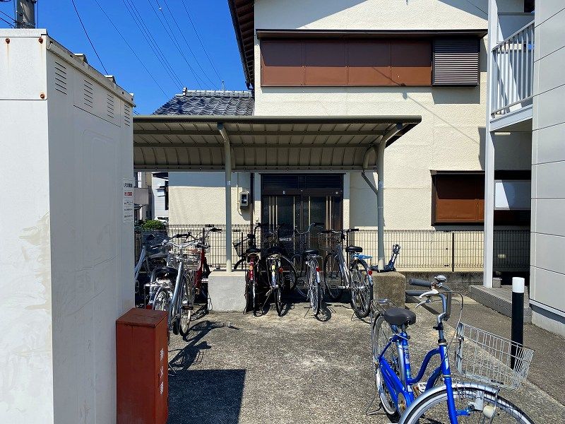 レオパレス草薙駅前西館 共用部分