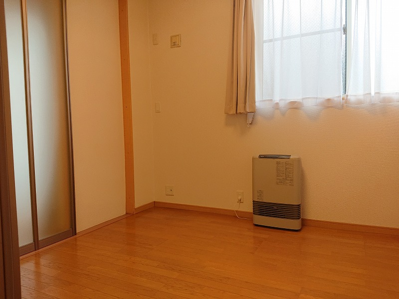 レオパレスボヌールシャトー 寝室