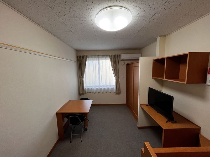 レオパレスエクレール藤塚 居間