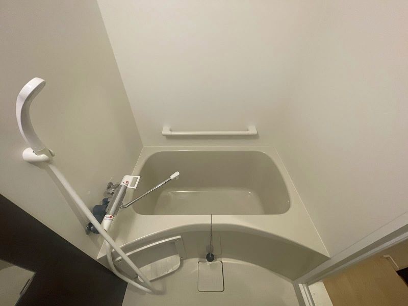 MIRANDA Soleil Bathroom