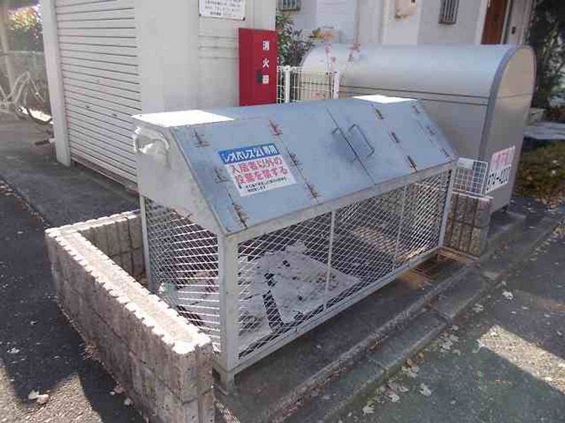 レオパレス城南田村 共用部分