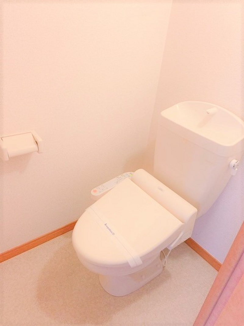 レオパレスリバー２８ トイレ