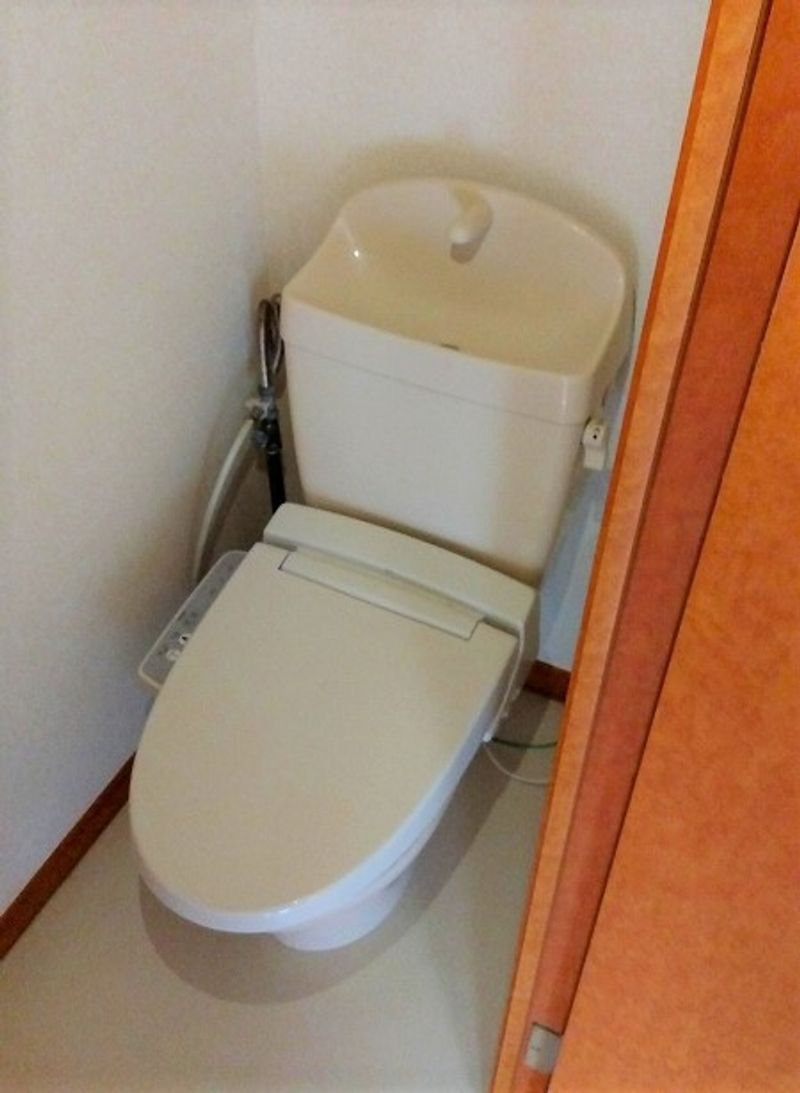 レオパレス湖北 トイレ