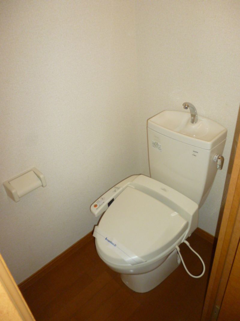 レオパレス光草 トイレ