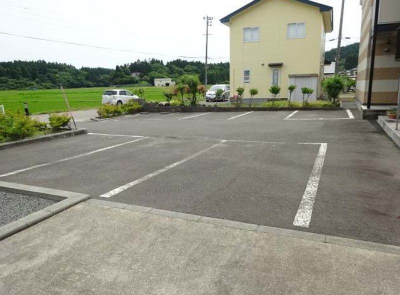 レオパレスアトレ　ＳＫＭⅡ 駐車場