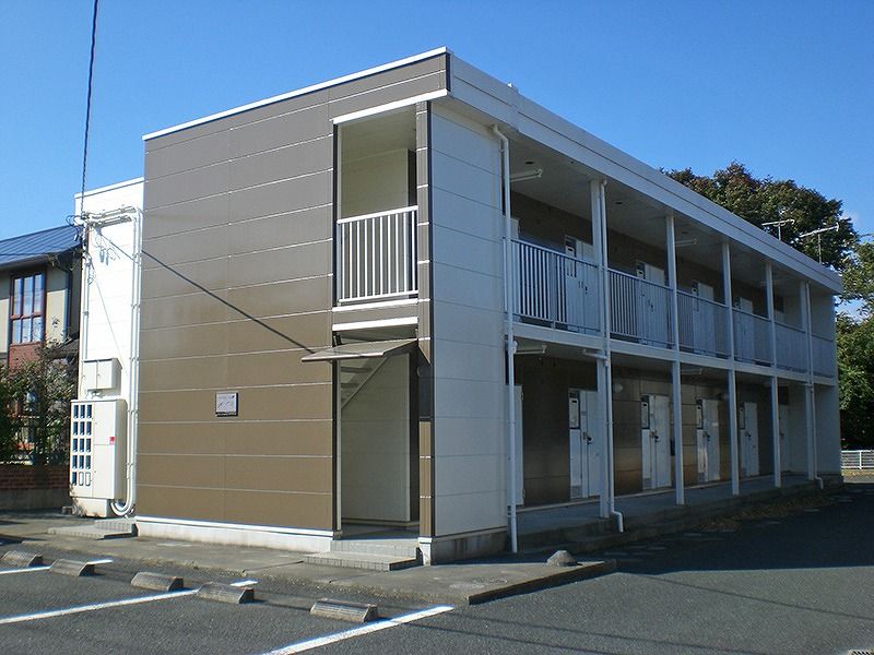 レオパレスユーカリアネックス 外観