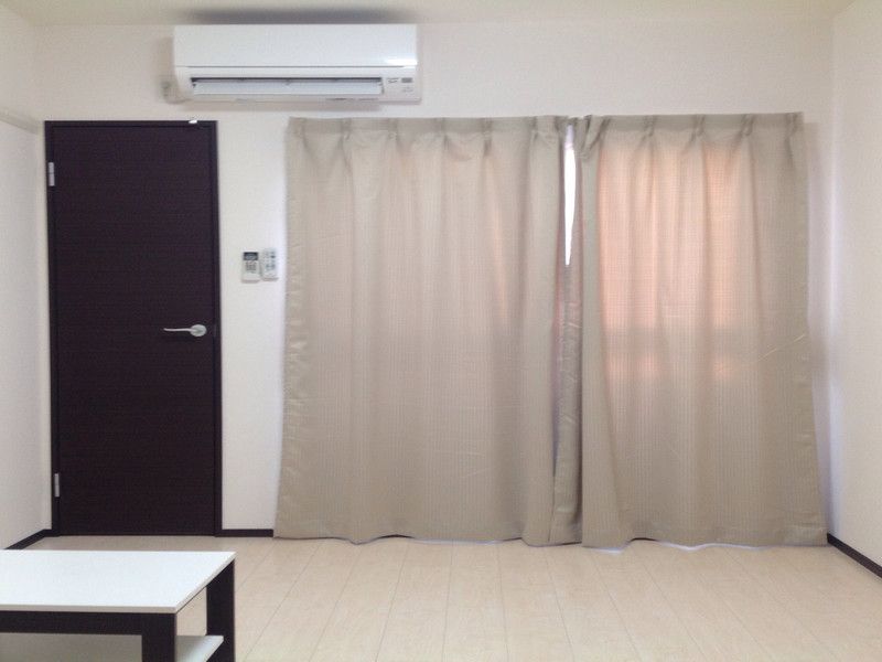 ＣＡＲＡＲＵさがみ野 居間