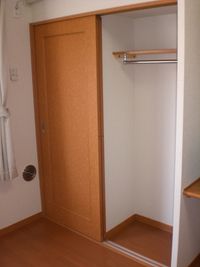 レオパレスキアヌ 収納
