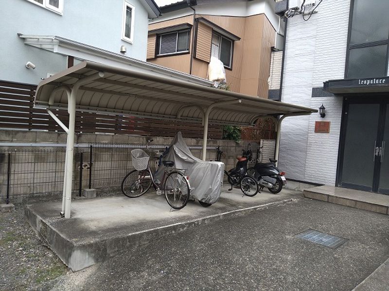 レオパレスＰＬＡＣＥ　ＩＮ　ＴＨＥ　ＳＵＮ 共用部分