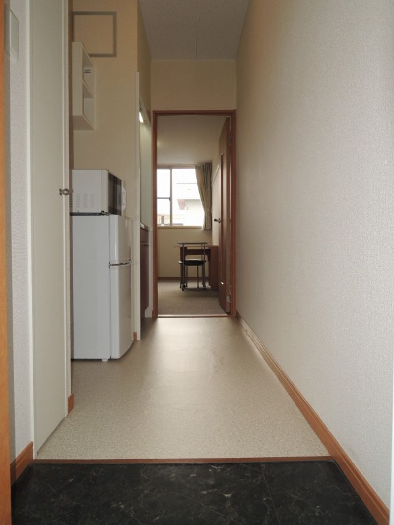 レオパレス福住Ａ 玄関