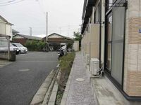 レオパレスコンブリオ 駐車場