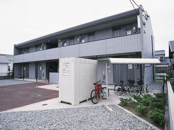 レオパレスＩＮＡ 外観