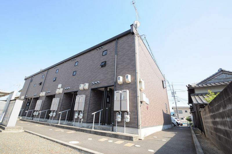 レオネクスト雄町 外観