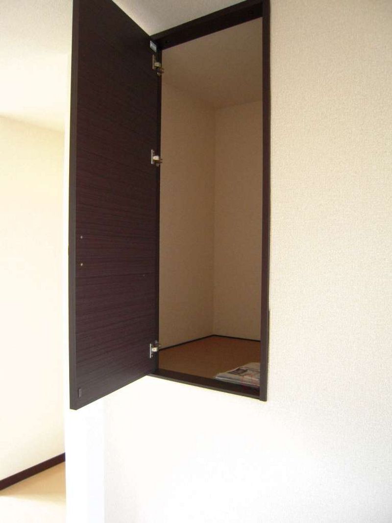 レオネクスト城ノ内 収納