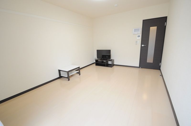 CLEINO Sunny Court Phòng khách