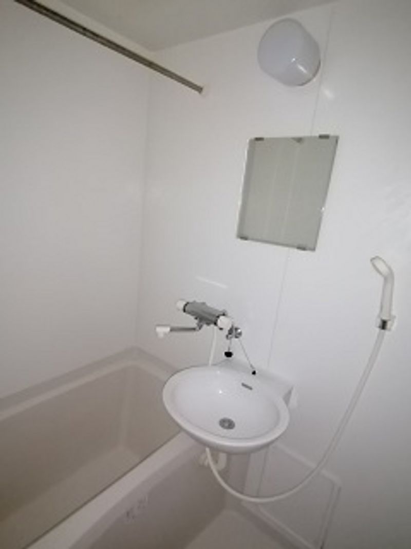 レオパレス幸 風呂