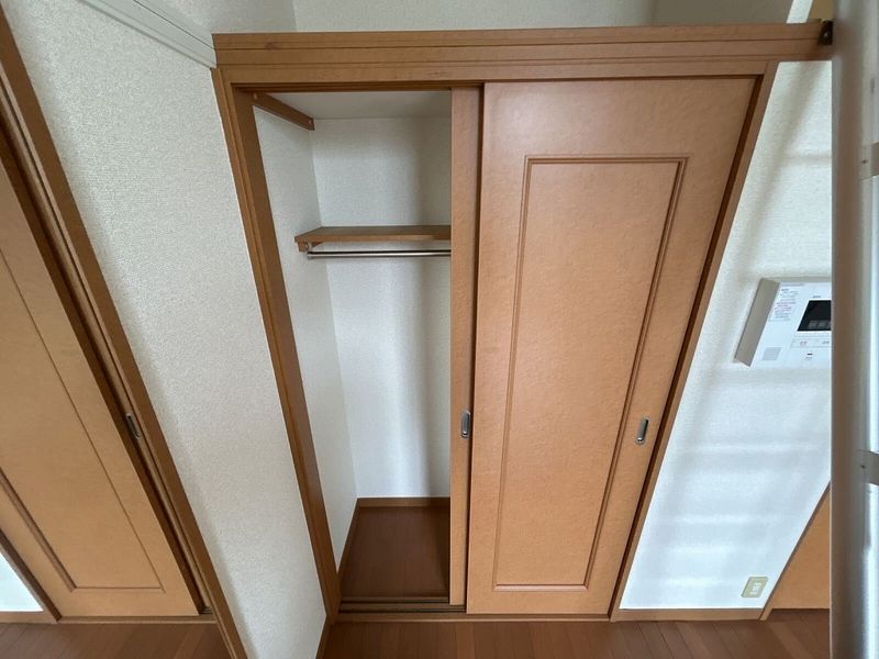レオパレスかなめ２ undefined