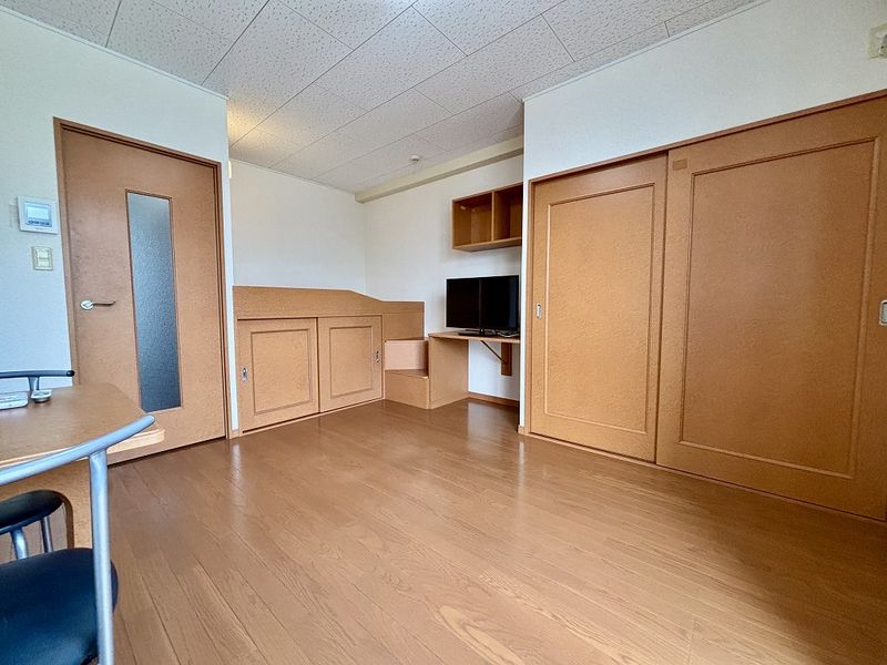 レオパレスダイナスティ 居間