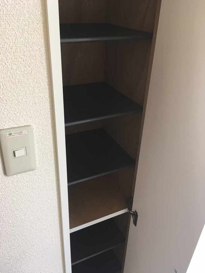 レオパレス信州ＩＮ−３ 玄関