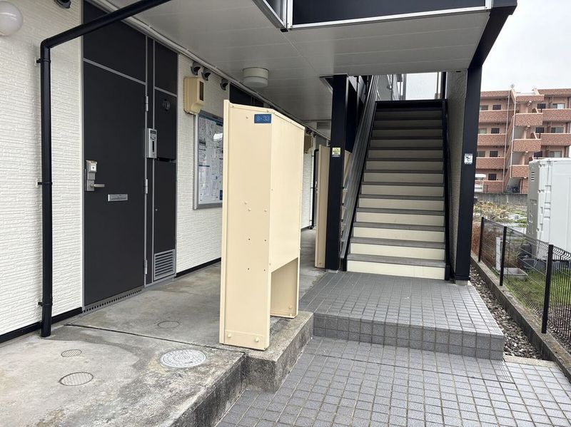 レオパレスときわ荘 エントランス