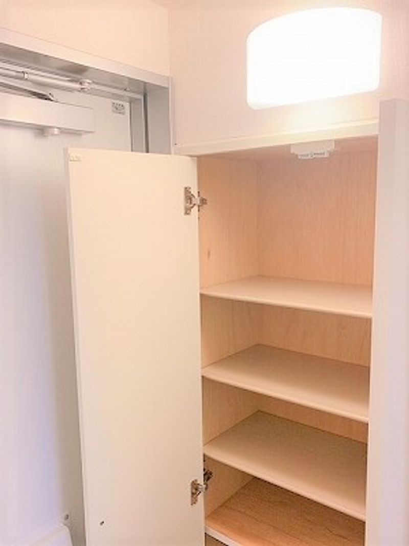 レオパレスデイジーヴィラⅡ 玄関