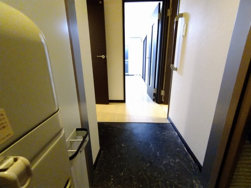 レオネクスト日吉ヒルズ 玄関