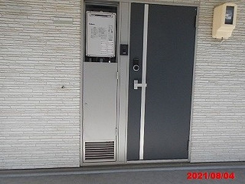 クレイノウィスタリア参番館 玄関